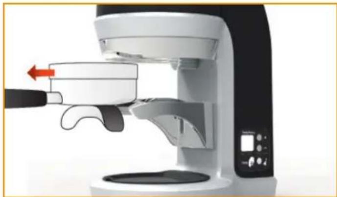 UNIC CDE37Z - Réglage d'une pince de support de filtre - 4