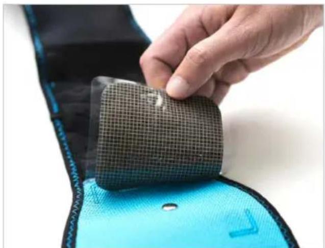 COMPEX CoreBelt 3.0 - POSIZIONAMENTO DEGLI ELETTRODI E DELLO STIMOLATORE SULLA CINTURA - 2