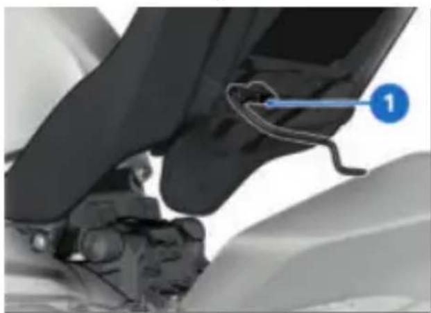 BMW R 1250 R (2022) - Pose de la selle pilote - 1