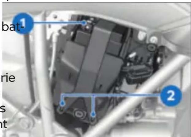BMW R 1250 R (2022) - Charger la batterie débranchée - 1