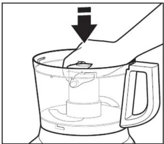 KITCHENAID KFP0922OB - Cómo instalar la cuchilla multiusos o la paleta para masa - 2
