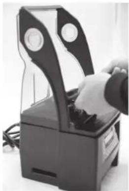 Vitamix The Quiet One - Twist Lock Compact Cover Installation - 4