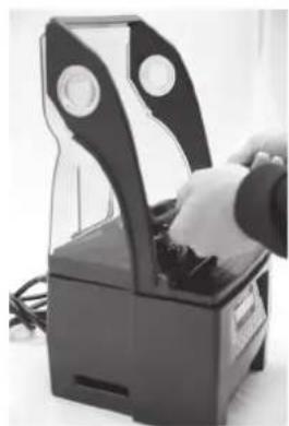 Vitamix The Quiet One - Pour enlever le caisson d'insonorisation verrouillable: - 6