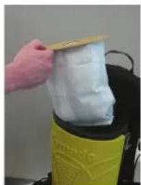 TORNADO PacVac 93014B - TO CHANGE THE FILTER COLLECTION BAGS - 5