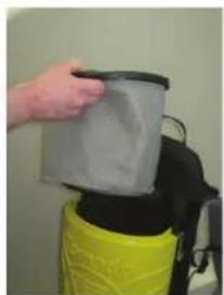 TORNADO PacVac 93014B - TO CHANGE THE FILTER COLLECTION BAGS - 6