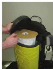 TORNADO PacVac 93012B - TO CHANGE THE FILTER COLLECTION BAGS - 4