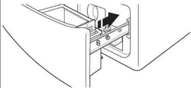 WHIRLPOOL WFW8620HW - Nettoyage du filtre de la POMPE de vidange / vidange de l'eau résiduelle (sur certains modèles) - 6
