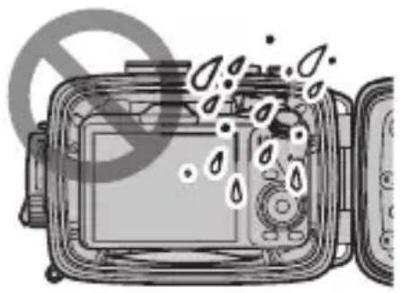 FUJIFILM WPFXF500 - Take the camera out of the waterproof case. - 2