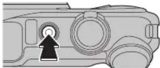 FUJIFILM WPFXF500 - Mettre l'appareil photo numérique dans le caisson étanche - 1