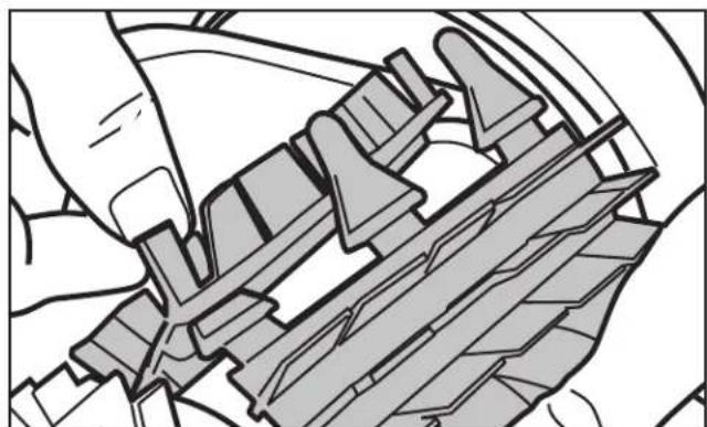 POLARIS NEO - Illustration 15. placer la nouvelle brosse sur le rouleau - 1
