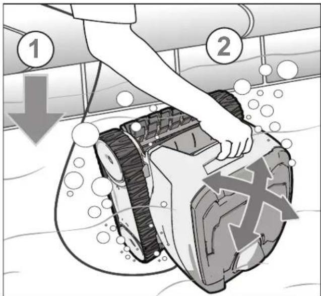 POLARIS 7240 - Install and Submerge the Cleaner - 1