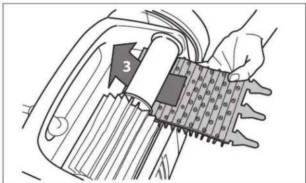 POLARIS VORTRAX 30iQ - Remplacement des brosses - 4