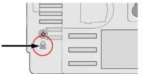 DELL WAP124125 - Connecting a Security Cable - 1