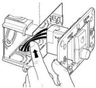 Vimar 20136.120.B - REMARQUE: LE BOUTON ON/OFF EST RELIE AU NEUTRE CABLE. - 1