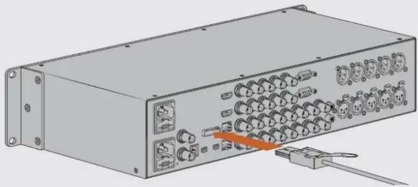 Blackmagic Design DeckLink Mini Monitor HD - Connecting UltraStudio 4K Extreme via PCIe - 1