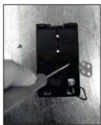 HOOVER HHK46C - Open the cover i n the following sequence: - 1