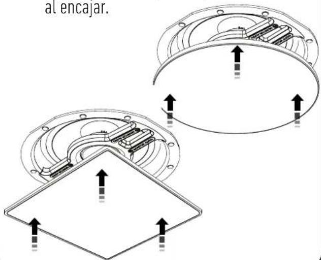 al encajar.