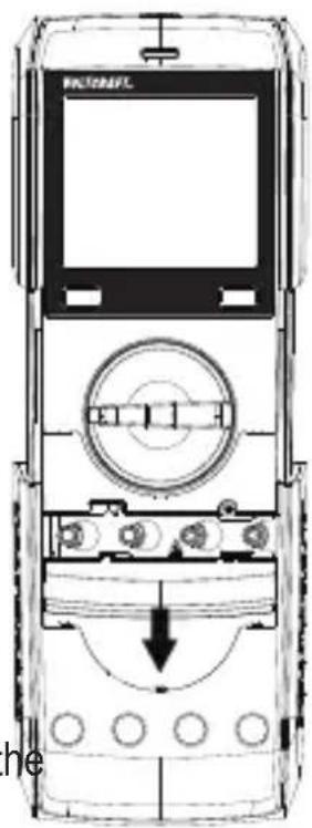 VOLTCRAFT VC272 - Opening the battery/fuse compartment - 1