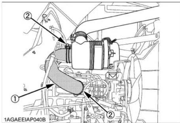 KUBOTA B2401N - Contrôle de la canalisation d'admission d'air - 1