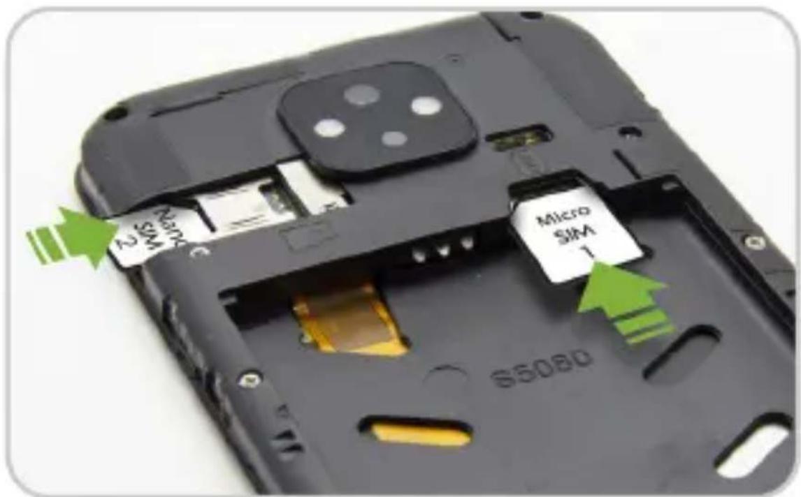 DANEW K509 - Installer la carte SIM, et la carte mémoire. - 2
