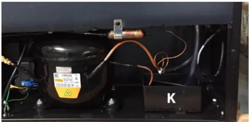 CASO WineExclusive 66 Smart - ◆ Collecteur de condensation (k) - 1