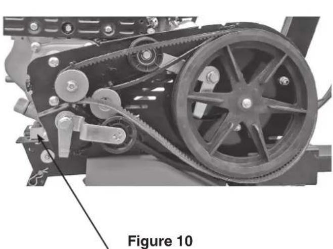STIGA SRC 585 RG - Adjustment of belt tension: - 1