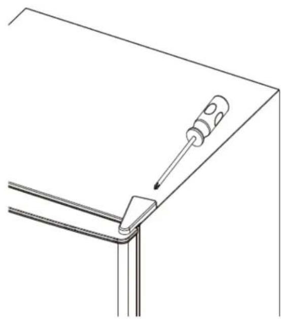 Vissani HVUF11SLF - Retrait des chevilles de maintien en plastique - 2