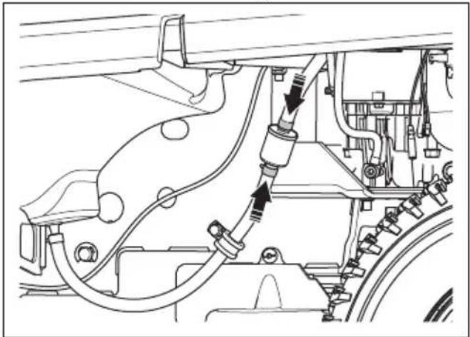 HUSQVARNA R 418TsX AWD - Pour remplacer le filtre à carburant - 2