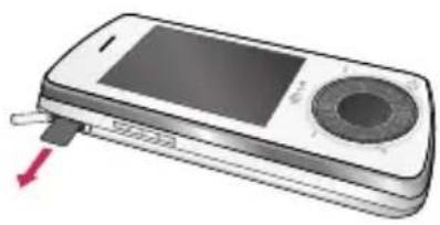 LG KM710C - Insertar la tarjeta de memoria externa - 2