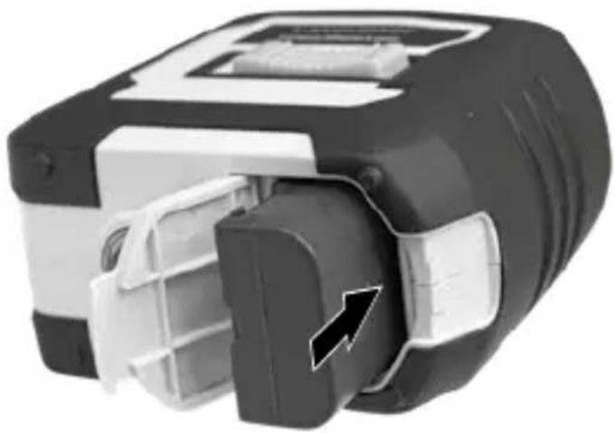 Laserliner CompactPlaneLaser 3G Pro - Lityum-iyon bataryasının yerleştirilmesi - 1