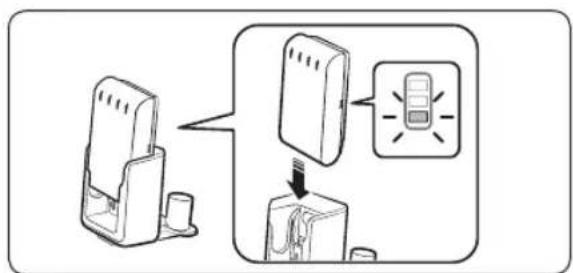 SAMSUNG VS15T7032R5 - Re-inserting the battery - 1