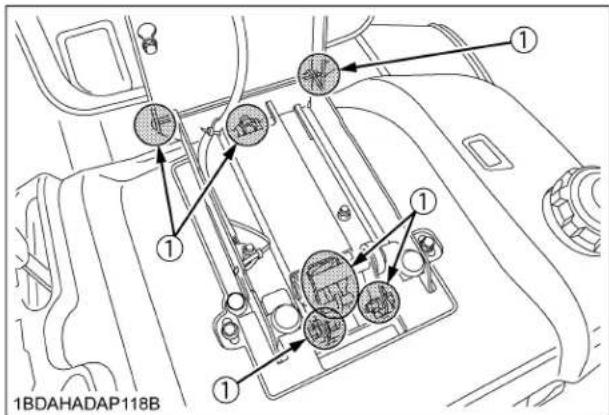 KUBOTA GR2020G - Avertissement - 10