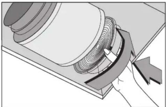 BEKO HCA92641BH - Remplacement du filtre à charbon - 1