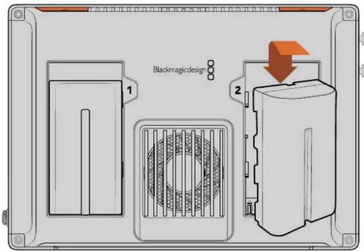 Blackmagic Design Video Assist 12G - 连接电源 - 2
