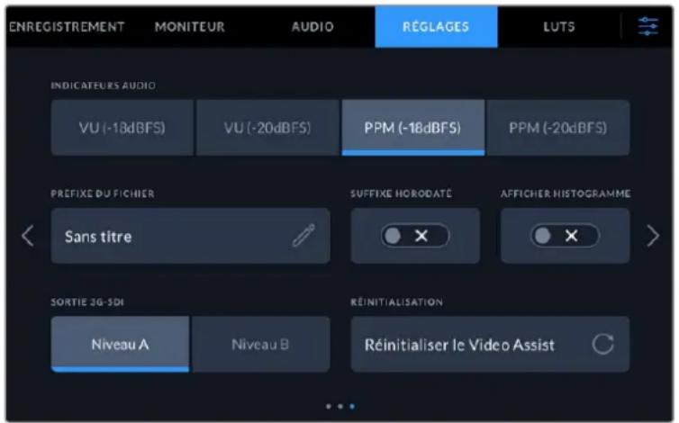 ENREGISTREMENT MONITEUR AUDIO REGLAGES LUTS INDICATEURS AUDIO VU (-18dBFS) VU (-20dBFS) PPM (-18dBFS) PPM (-20dBFS) PREFIXE DU FICHIER Sans titre SUFFIXE HORODATÉ AFFICHER HISTOGRAMME SORTIE 3G-5DI Niveau A Niveau B RÉINITIALISATION Réinitialiser le Video Assist