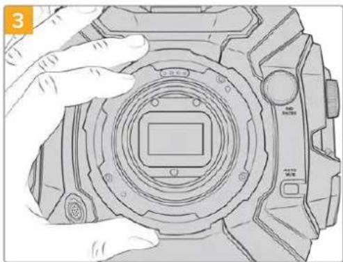 Blackmagic Design Ursa Studio Viewfinder G2 - Calage des montures - 3