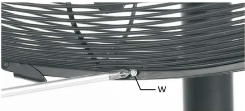 Emerio CFH212922.1 - Hinteres Ventilatorgitter montieren - 4
