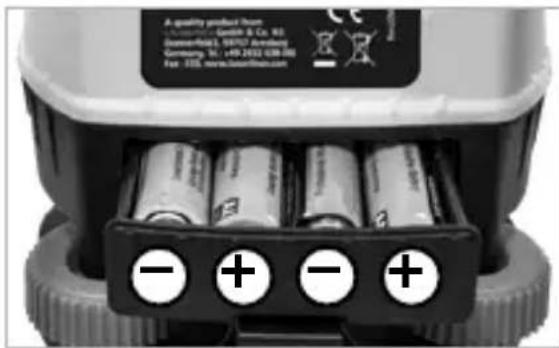 Laserliner BeamControlMaster - Plaatsen van de batterijen - 1