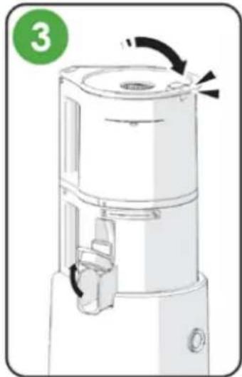 OMEGA Effortless Batch Juicer JC2022 - Ajoutez des ingrédients jusqu'au repère de la trémie. - 1