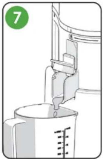 OMEGA Effortless Batch Juicer JC2022 - Afin d'ajouter d'autres ingrédients en cours d'utilisation, utilisez l'ouverture additionnelle ou ouvrez le couvercle de la trémie. - 2