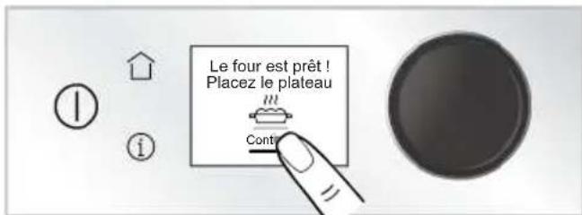 Le four est prêt ! Placez le plateau Cont