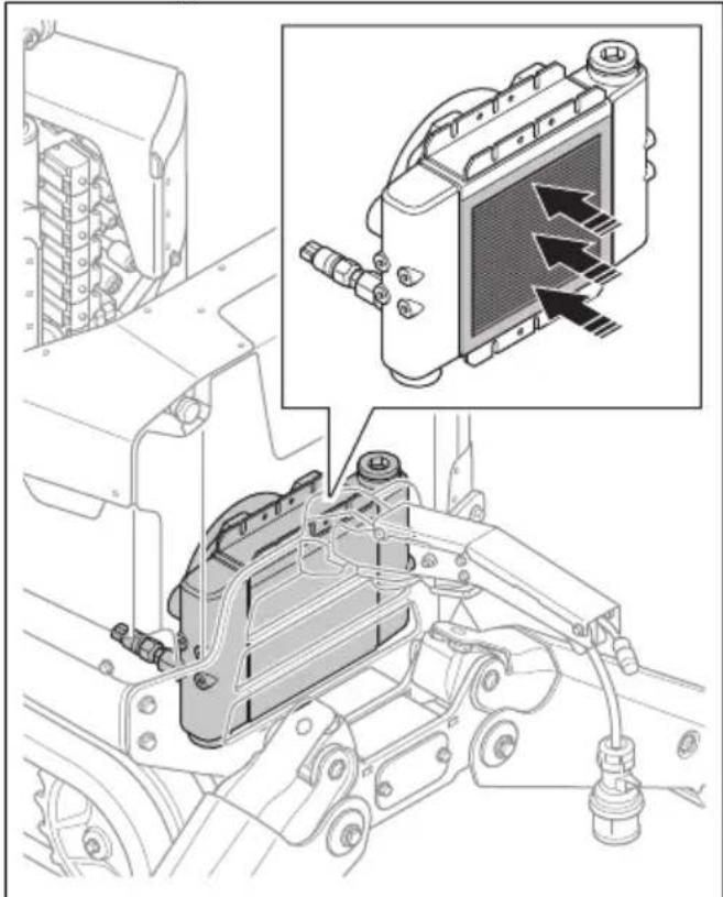 HUSQVARNA CEORA 544 EPOS - So reinigen Sie den Hydraulikölkühler (DXR 95) - 2