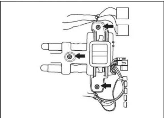 HUSQVARNA Automower 450XH EPOS - Retrait des batteries - 3