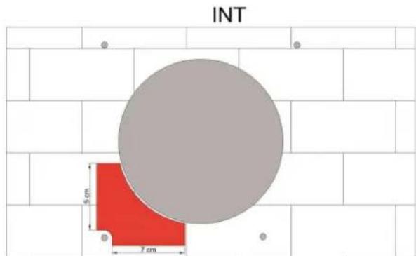 INT 5 cm 2 cm
