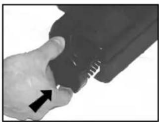 Clarke CarpetMaster 212 - CHANGING OR CLEANING OF THE BRUSH - 4