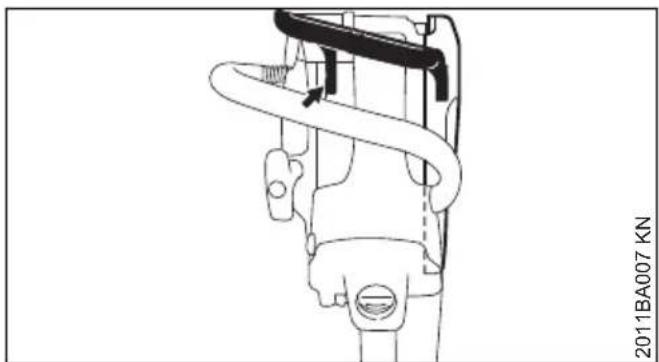 STIHL MS 151 C - Sägekette auflegen - 4