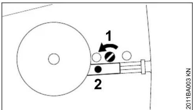 STIHL MS 151 C - Montage du guide-chaine - 1