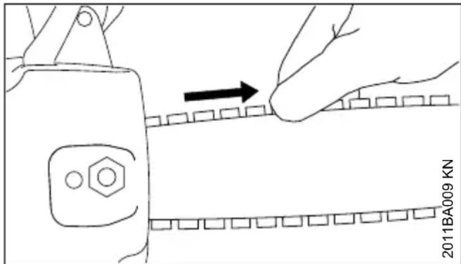 STIHL MS 151 C - Spannung der Sägekette prufen - 1