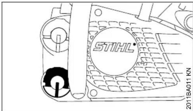 STIHL MS 151 C - Preparazione dell'apparecchia-tura - 1