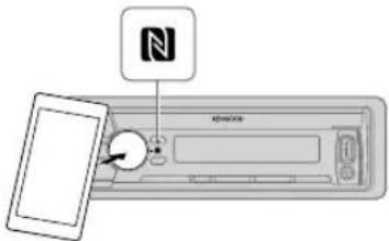 KENWOOD KDCBT565U - Faites la connexion avec un périphérique distant avec Une seule touche (NFC) (pour MR-D765BT - 1